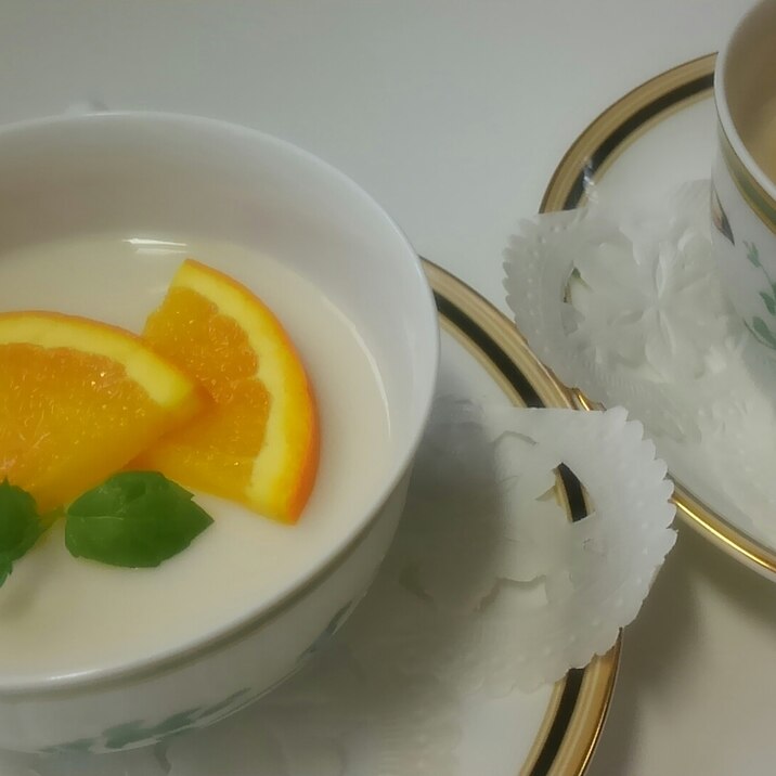 ゼラチンとアーモンドエッセンスで杏仁豆腐 レシピ 作り方 By ミニー7015 楽天レシピ ゼラチンとアーモンドエッセンスで杏仁豆腐 レシピ 作り方 By ミニー7015 楽天レシピ